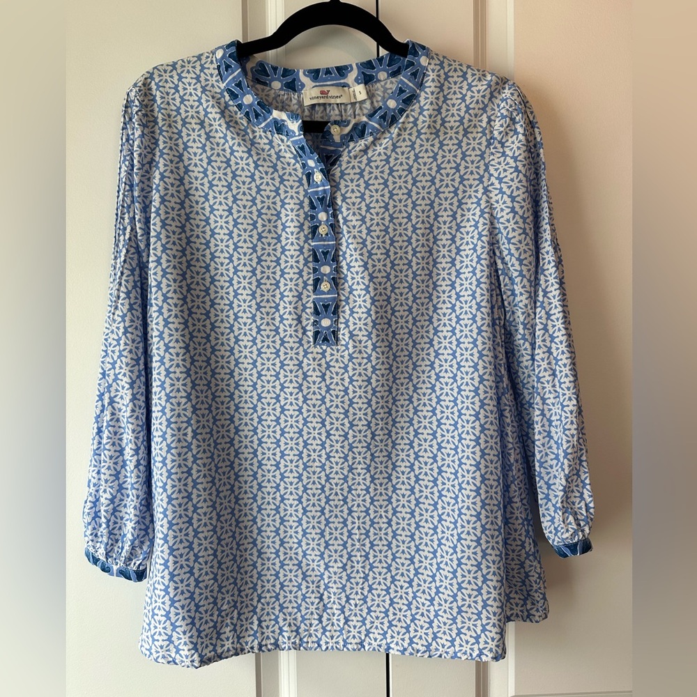 Vineyard Vines Watercolor Geo Print Mix Top in Geo Newport/White (Size S)